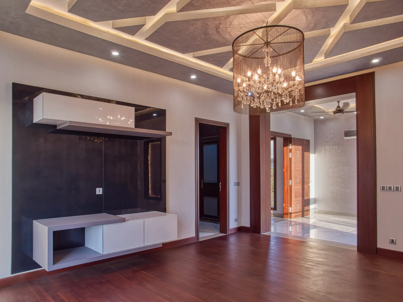 Interior & Architecture