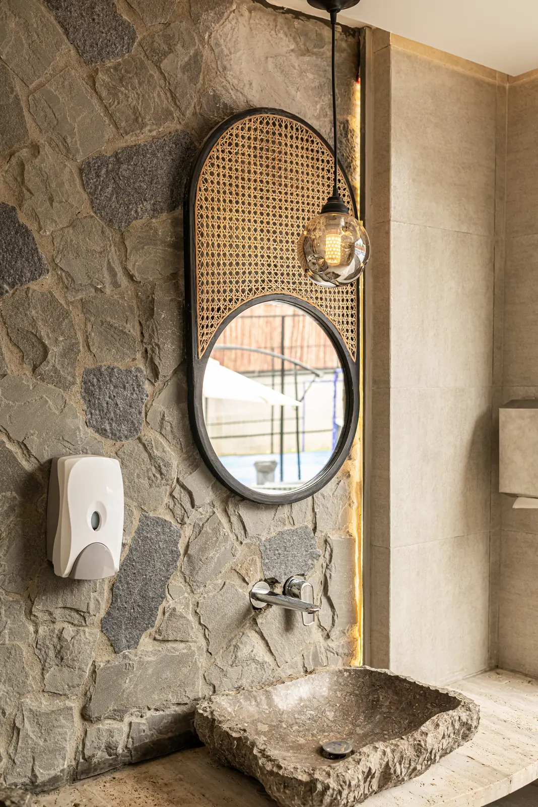Interior & Architecture